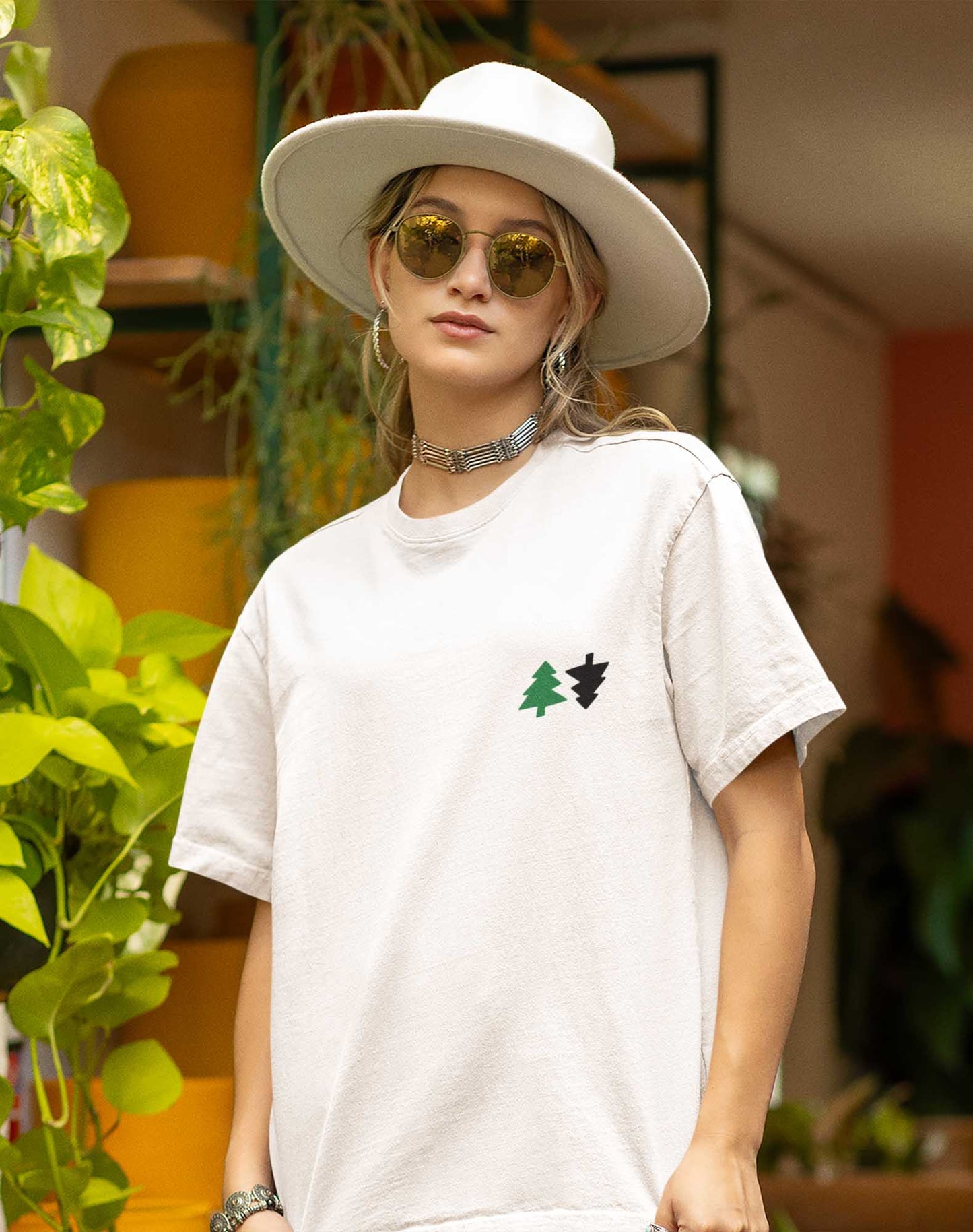 Jungle Mangal Premium White